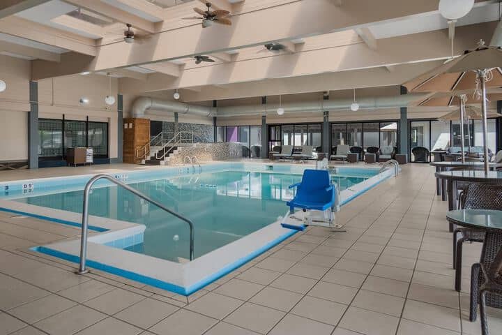 Pool 17 of 27
