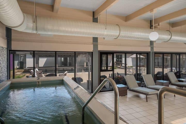 Pool 18 of 27